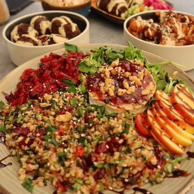 Heppy Green West - eat fresh interior